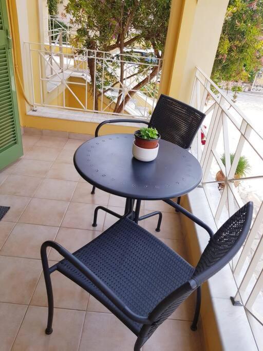 Sunny Stay Furnished Apartment In Kanoni Exteriér fotografie